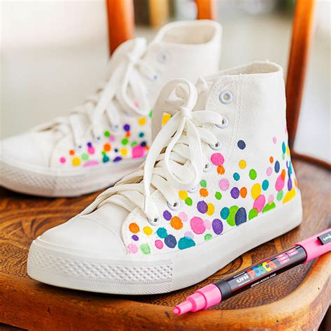 paint that stays on shoes